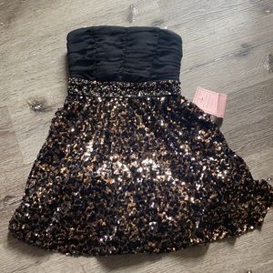 Sequin strapless dress